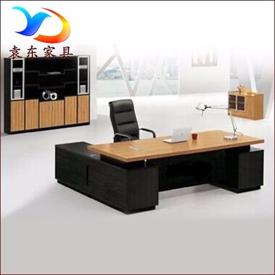 經(jīng)理辦公桌 2200*900*750 定義現(xiàn)代辦公空間的權(quán)威與品位